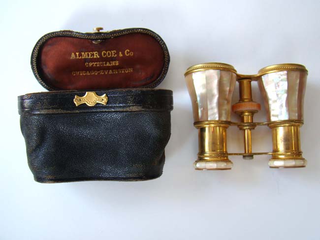 A beautiful pair of late 19th century French opera glasses by Lemaire of Paris — image 4